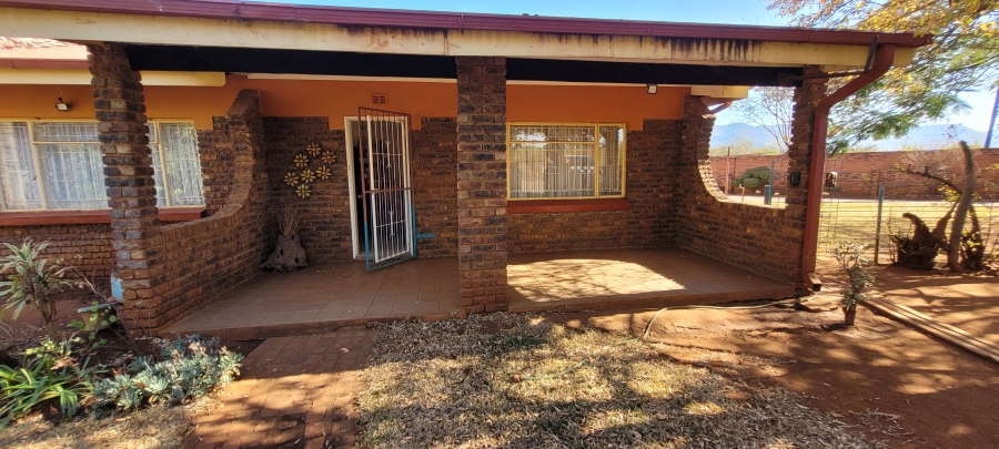 4 Bedroom Property for Sale in Impala Park Limpopo