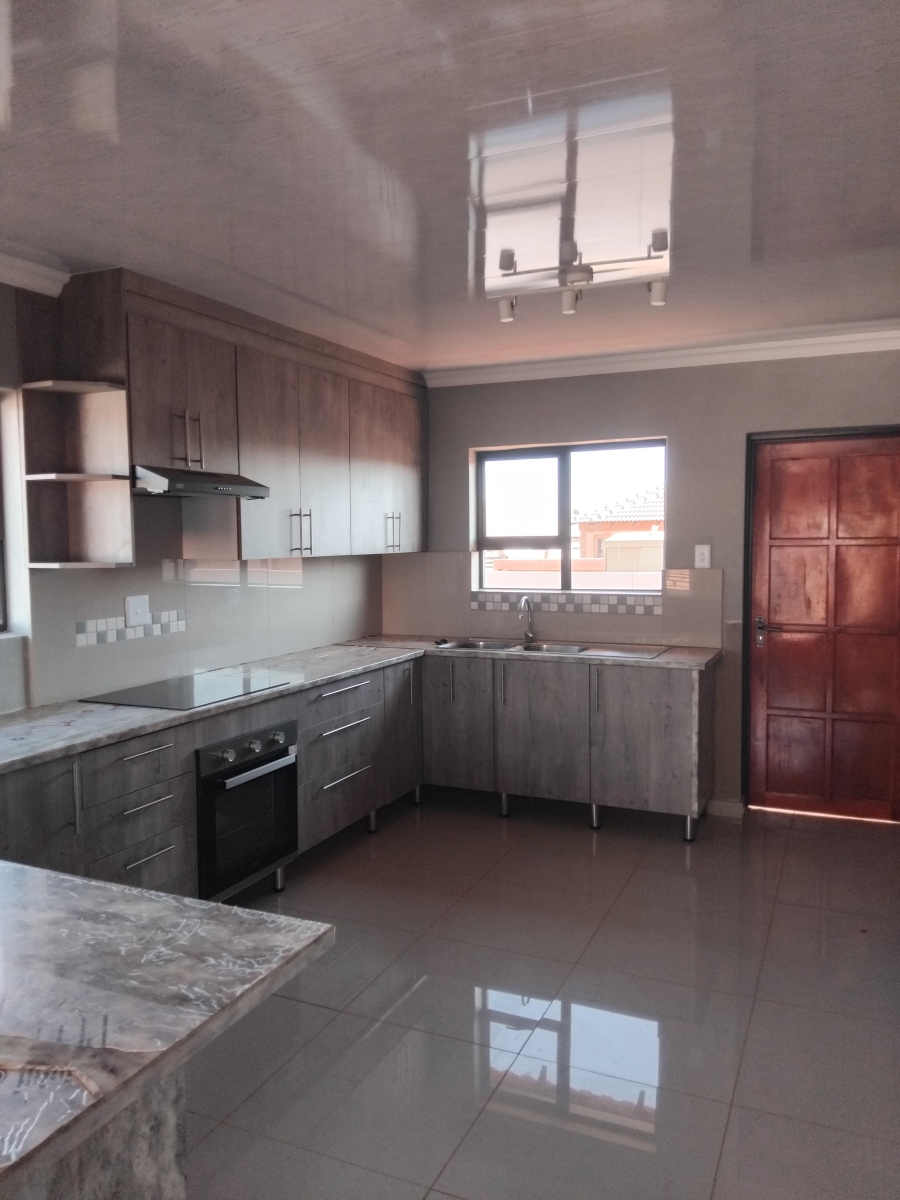 3 Bedroom Property for Sale in Bendor Limpopo