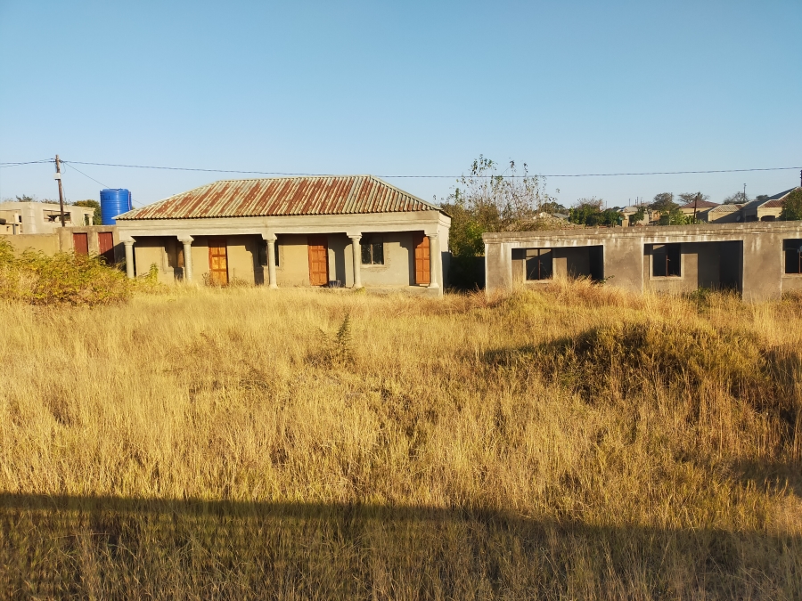 7 Bedroom Property for Sale in Tswinga Limpopo