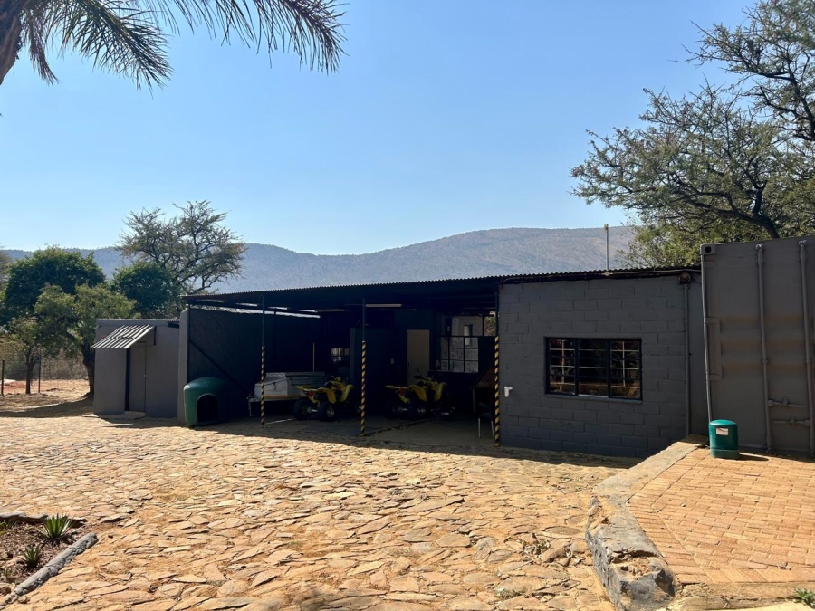 4 Bedroom Property for Sale in Maribashoek AH Limpopo