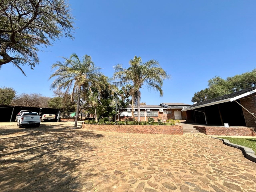 4 Bedroom Property for Sale in Maribashoek AH Limpopo