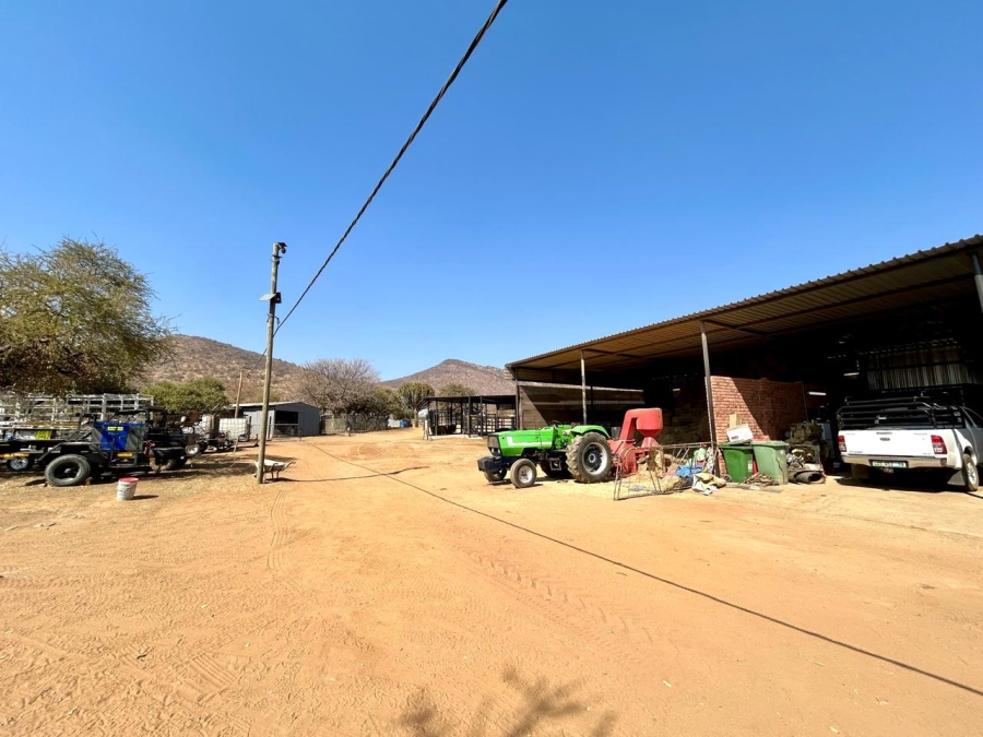 4 Bedroom Property for Sale in Maribashoek AH Limpopo