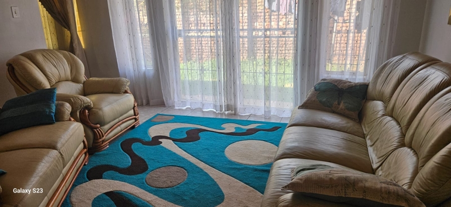 To Let 4 Bedroom Property for Rent in Impala Park Limpopo