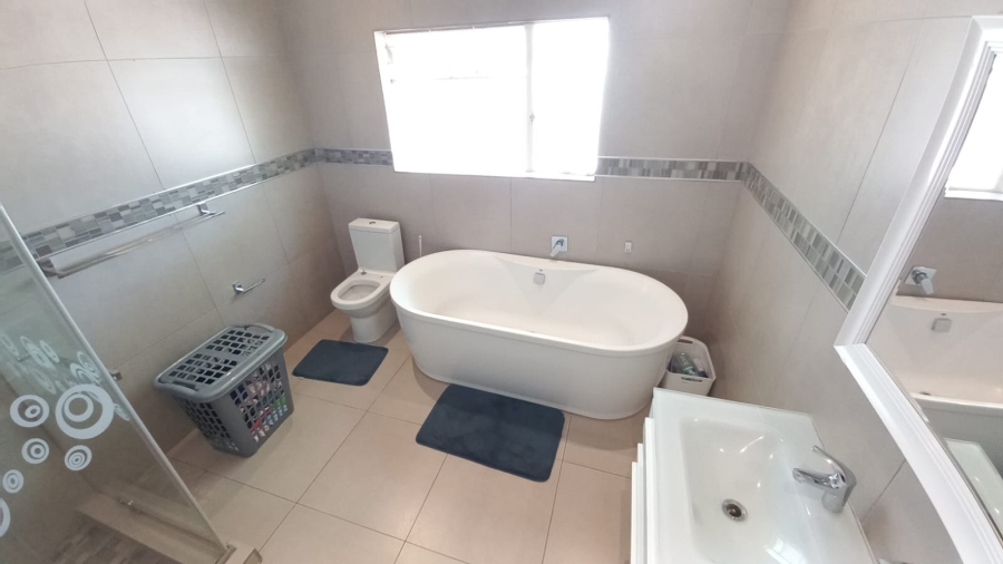 4 Bedroom Property for Sale in Bendor Limpopo