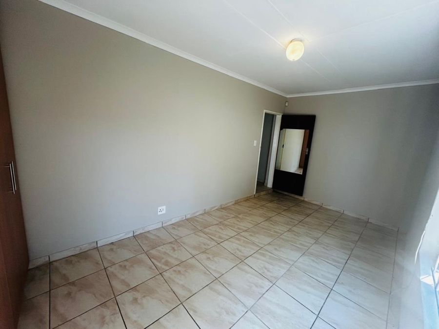 To Let 4 Bedroom Property for Rent in Impala Park Limpopo