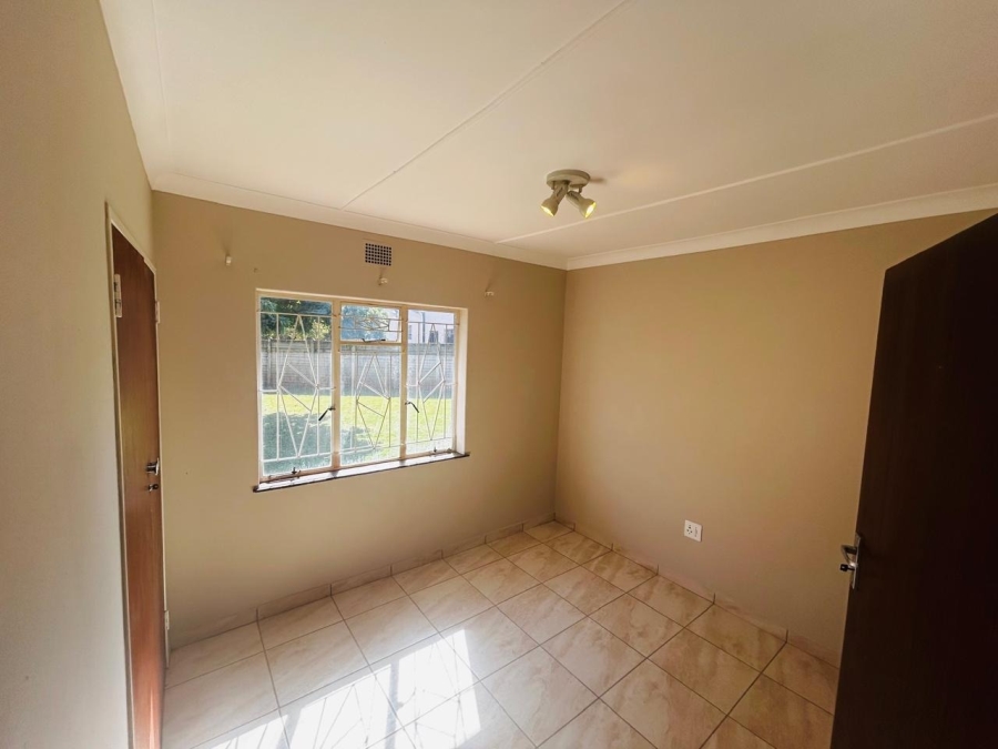 To Let 4 Bedroom Property for Rent in Impala Park Limpopo