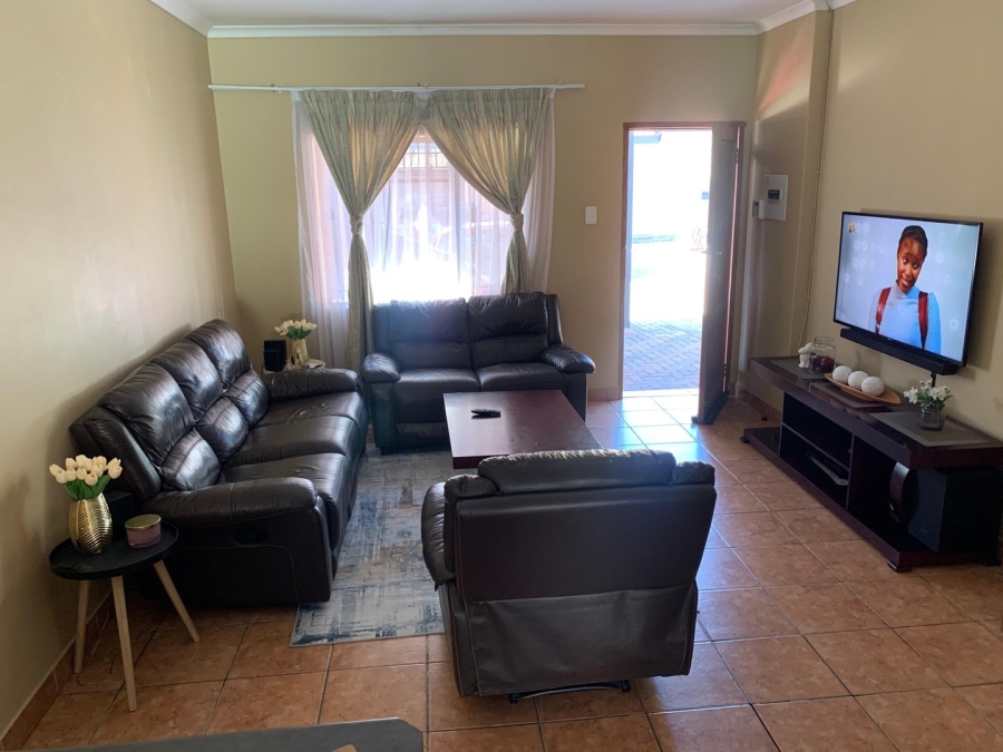 2 Bedroom Property for Sale in Annadale Limpopo