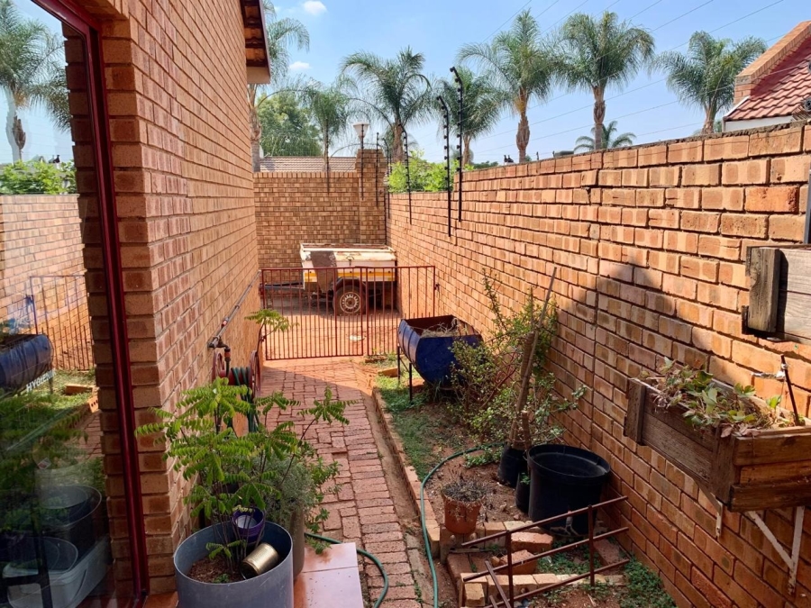 3 Bedroom Property for Sale in Bendor Limpopo