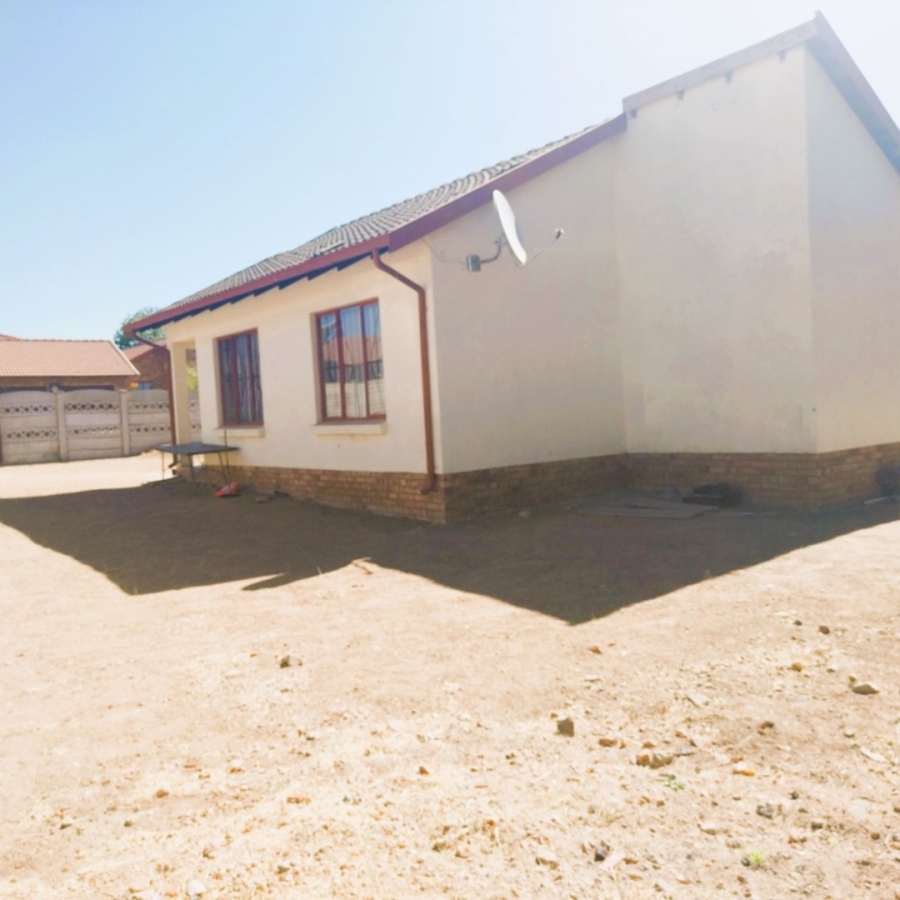 2 Bedroom Property for Sale in Ivydale A H Limpopo