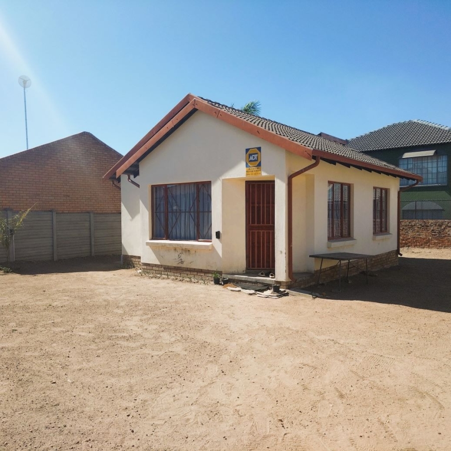 2 Bedroom Property for Sale in Ivydale A H Limpopo