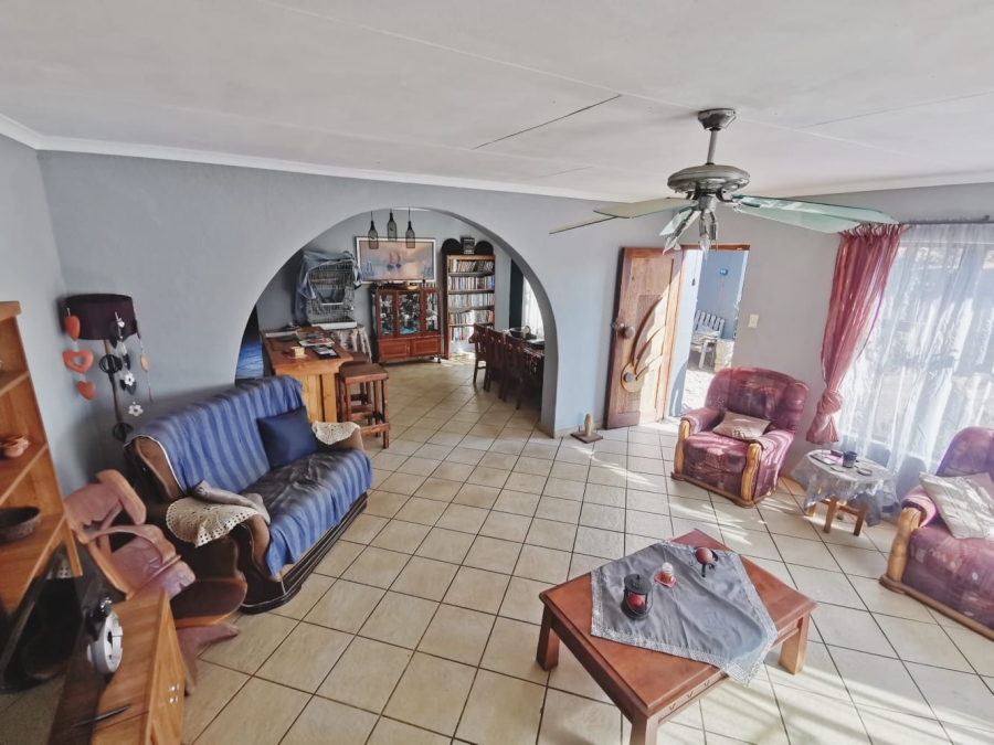 4 Bedroom Property for Sale in Fauna Park Limpopo