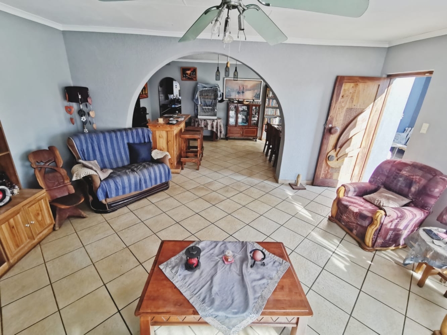 4 Bedroom Property for Sale in Fauna Park Limpopo