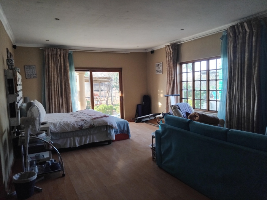 4 Bedroom Property for Sale in Myngenoegen A H Limpopo