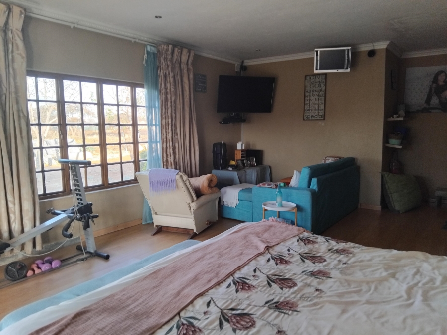 4 Bedroom Property for Sale in Myngenoegen A H Limpopo