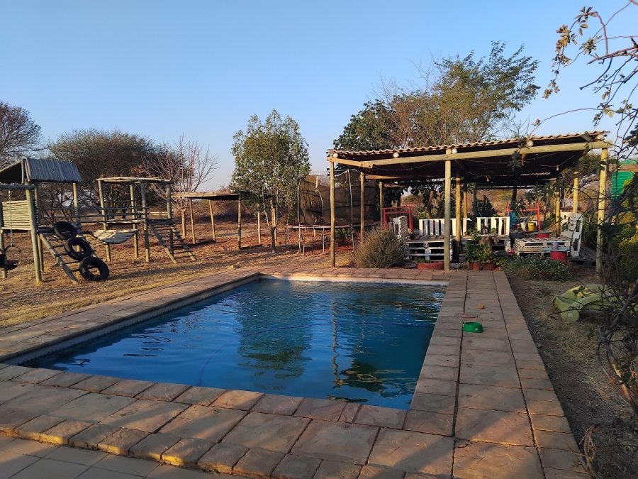 4 Bedroom Property for Sale in Myngenoegen A H Limpopo