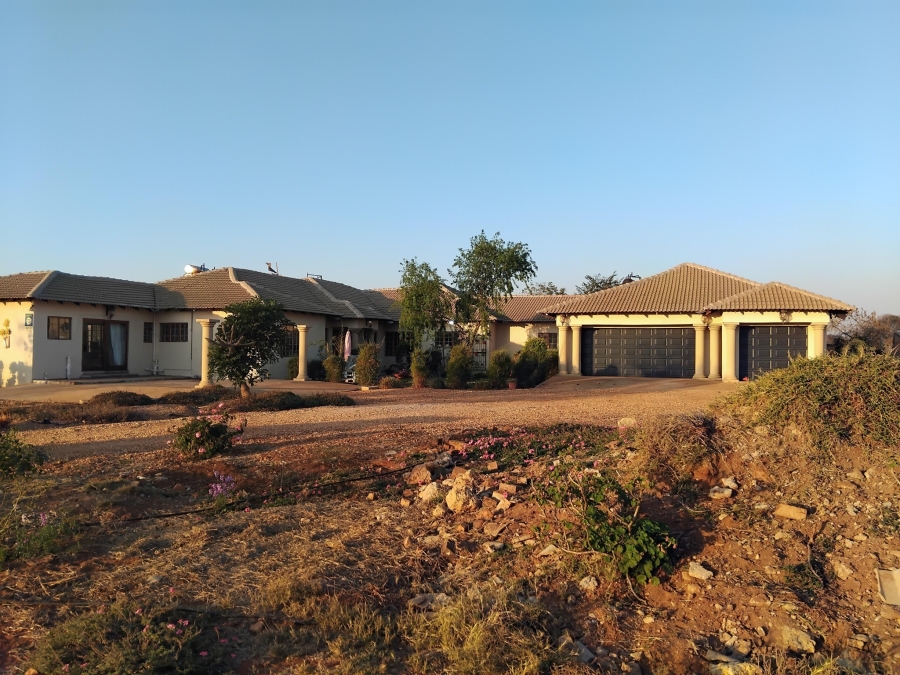 4 Bedroom Property for Sale in Myngenoegen A H Limpopo