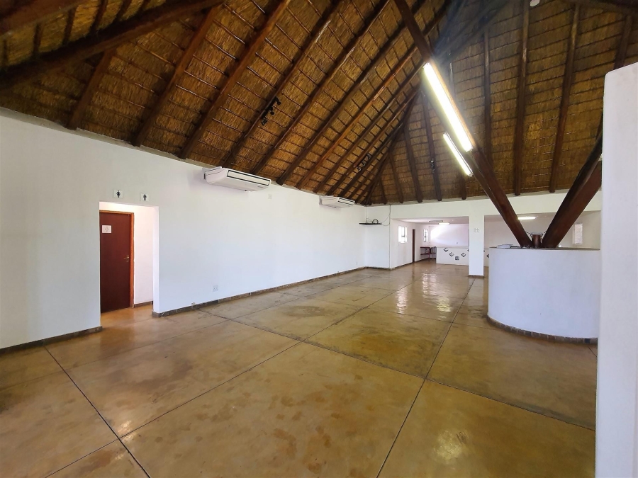 To Let commercial Property for Rent in Hoedspruit Limpopo