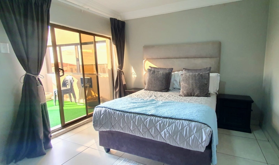 5 Bedroom Property for Sale in Woodhill Estate Limpopo