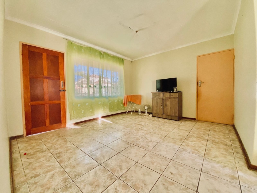 3 Bedroom Property for Sale in Westenburg Limpopo