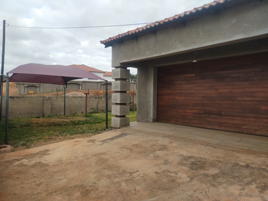 3 Bedroom Property for Sale in Makhuvha A Limpopo