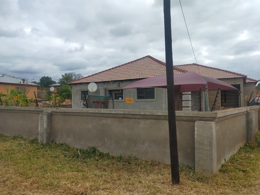 3 Bedroom Property for Sale in Makhuvha A Limpopo