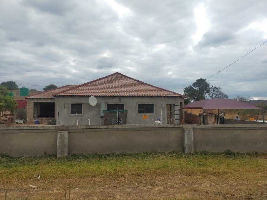 3 Bedroom Property for Sale in Makhuvha A Limpopo