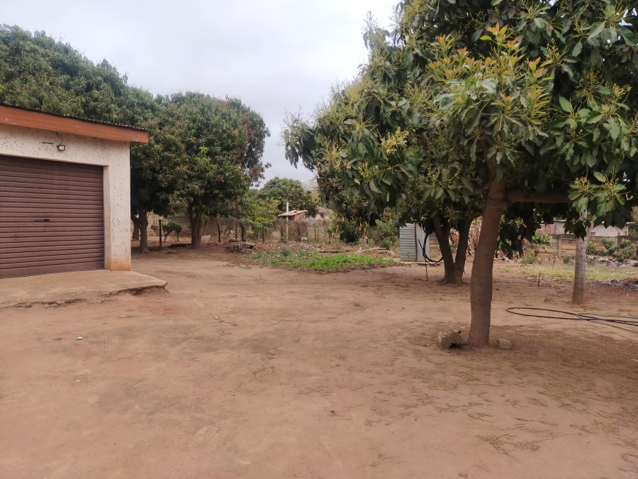 2 Bedroom Property for Sale in Itsani Limpopo