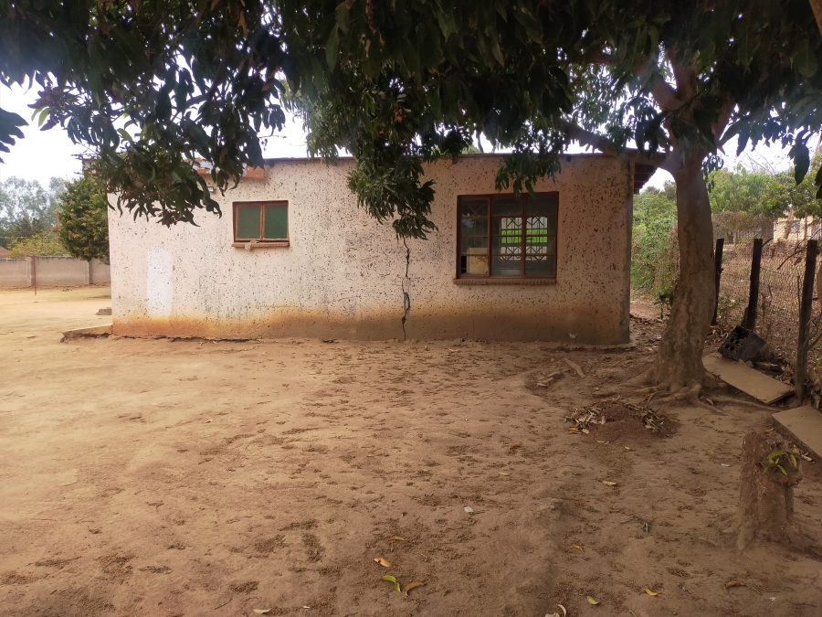 2 Bedroom Property for Sale in Itsani Limpopo