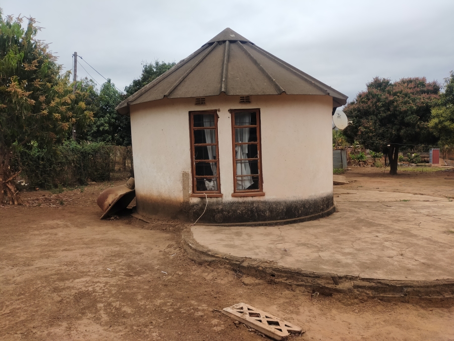 2 Bedroom Property for Sale in Itsani Limpopo