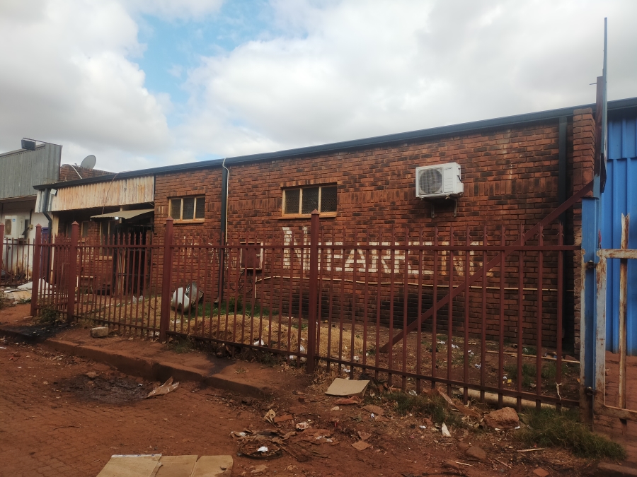 To Let 0 Bedroom Property for Rent in Thohoyandou Limpopo