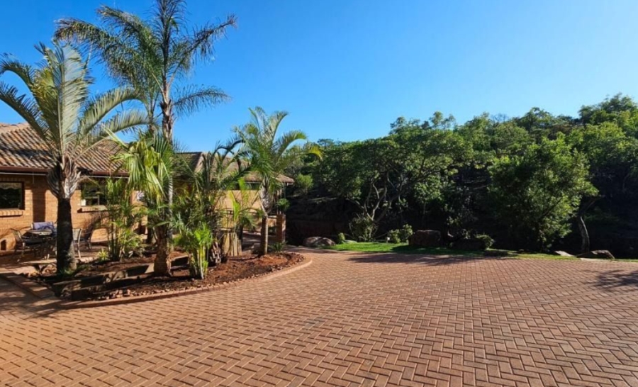 6 Bedroom Property for Sale in Verloren Estate Limpopo