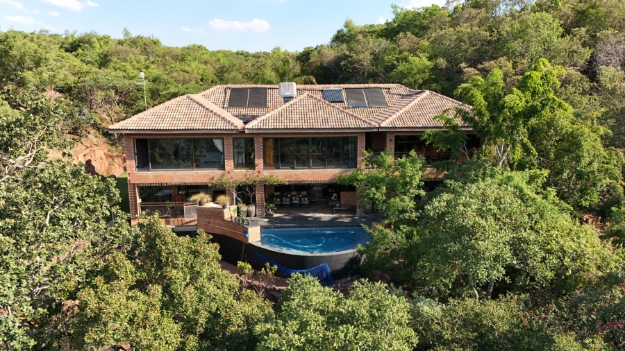 6 Bedroom Property for Sale in Verloren Estate Limpopo