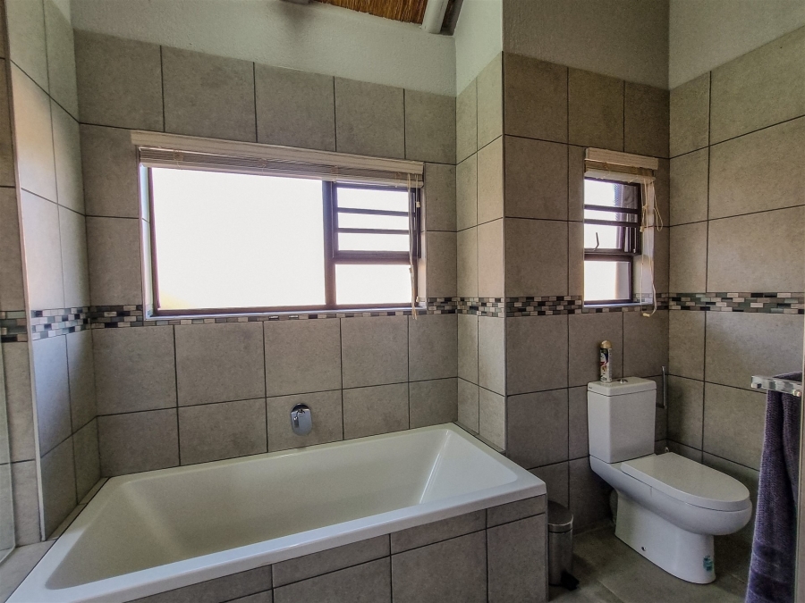 3 Bedroom Property for Sale in Raptors View Wildlife Estate Limpopo