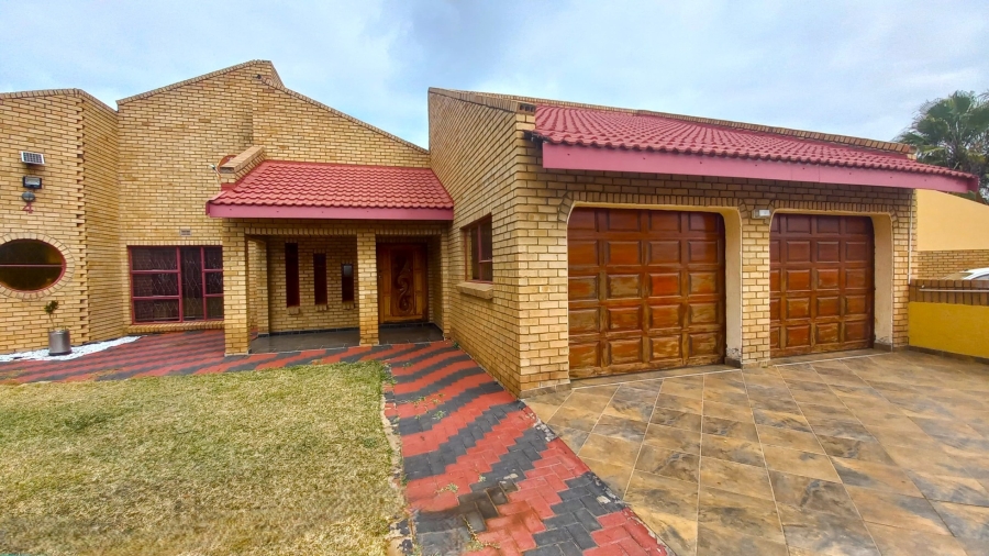 4 Bedroom Property for Sale in Flora Park Limpopo