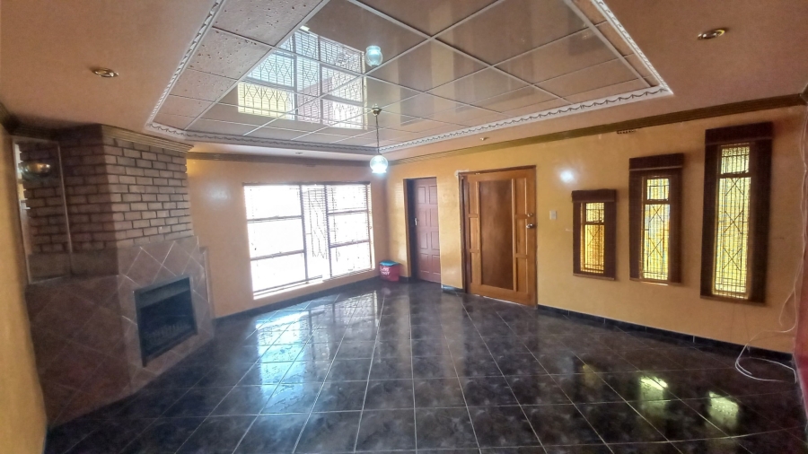 4 Bedroom Property for Sale in Flora Park Limpopo