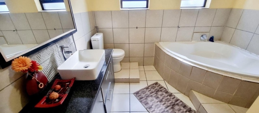 3 Bedroom Property for Sale in Bendor Limpopo