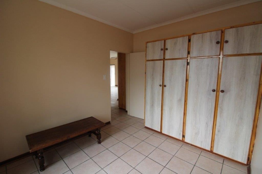 8 Bedroom Property for Sale in Modimolle Limpopo
