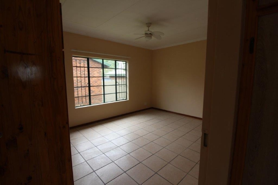 8 Bedroom Property for Sale in Modimolle Limpopo
