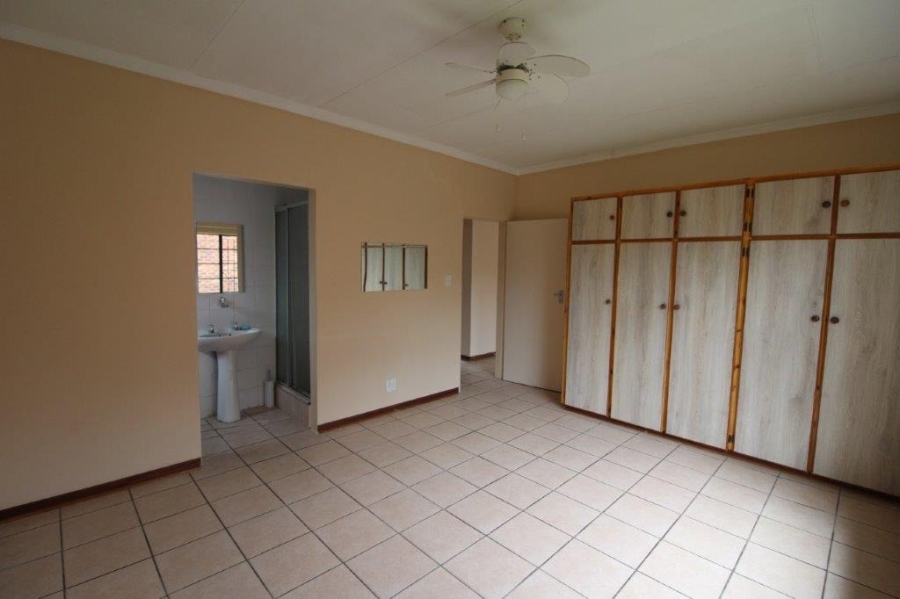 8 Bedroom Property for Sale in Modimolle Limpopo