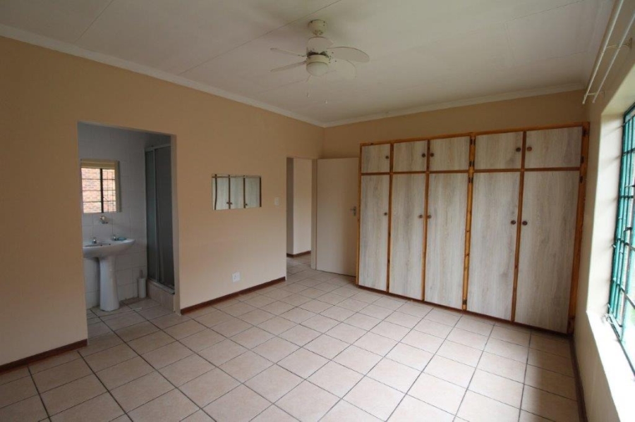 8 Bedroom Property for Sale in Modimolle Limpopo