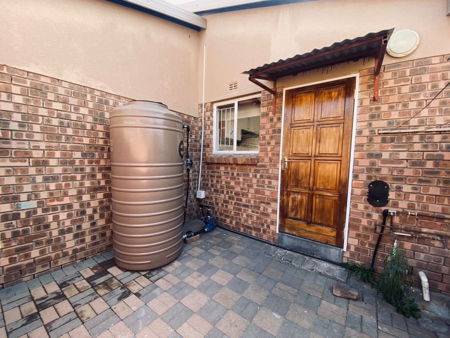 2 Bedroom Property for Sale in Bendor Limpopo