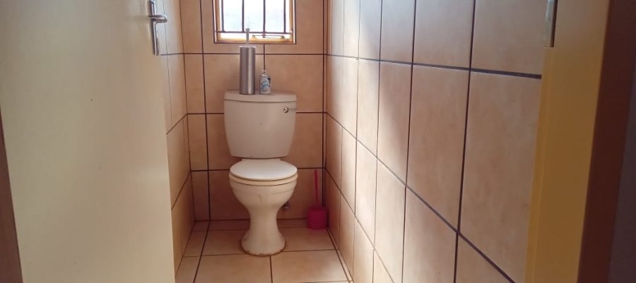 To Let 3 Bedroom Property for Rent in Northam Limpopo