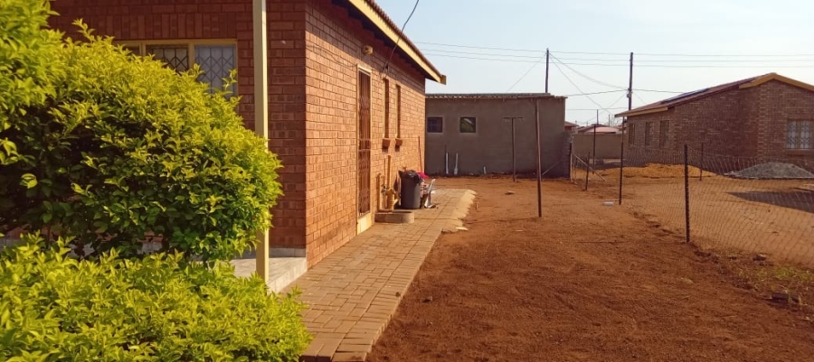 To Let 3 Bedroom Property for Rent in Northam Limpopo