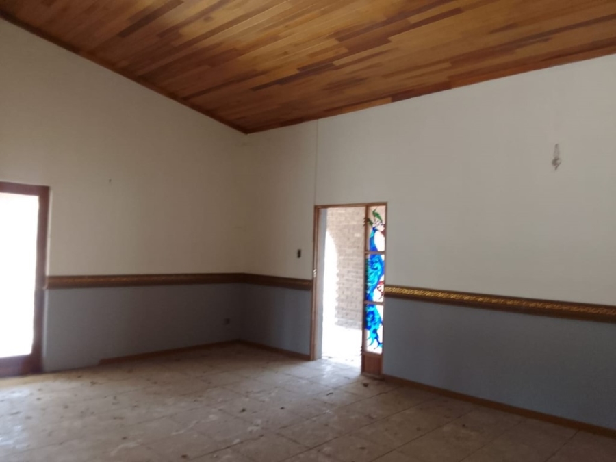 5 Bedroom Property for Sale in Phalaborwa Rural Limpopo