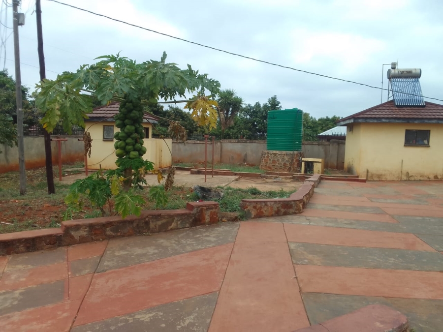 4 Bedroom Property for Sale in Tshikweta Limpopo