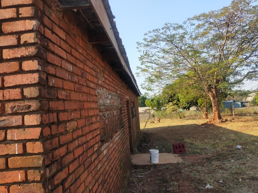 2 Bedroom Property for Sale in Lufule Limpopo