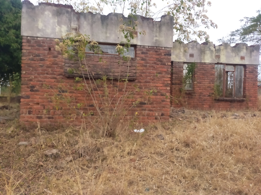 2 Bedroom Property for Sale in Lufule Limpopo