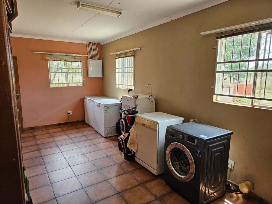 6 Bedroom Property for Sale in Thabazimbi Rural Limpopo