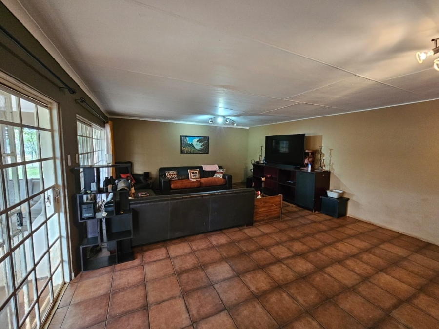 6 Bedroom Property for Sale in Thabazimbi Rural Limpopo