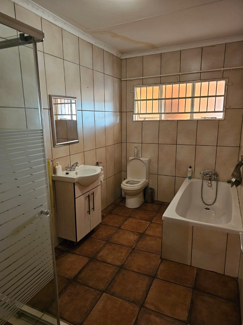 6 Bedroom Property for Sale in Thabazimbi Rural Limpopo